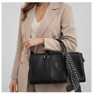 Aspects Vintage 80’ black leather bag